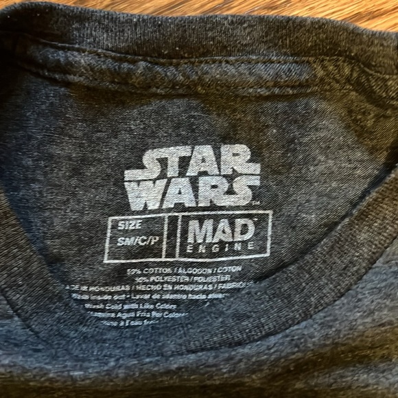 Star Wars t-shirt size small - Picture 3 of 3